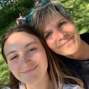 Meet your Posher, Annick